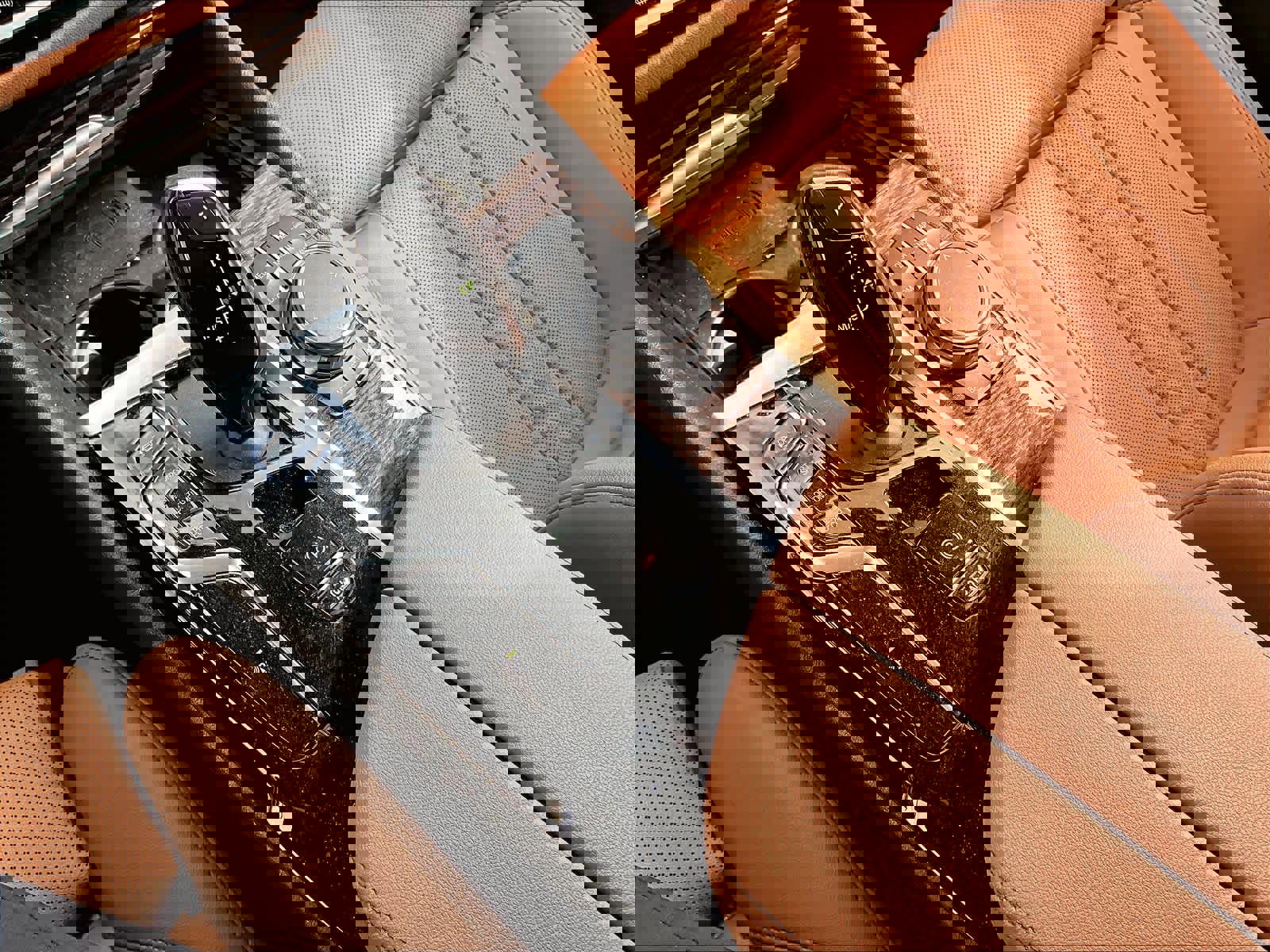 Used 2023 BMW 530i w/ Convenience Package image 36