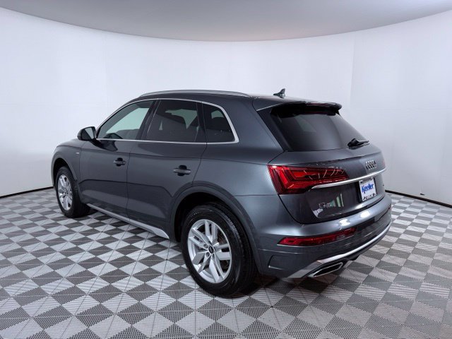 Certified 2023 Audi Q5 2.0T Premium w/ Convenience Package AWD/4WD image 6