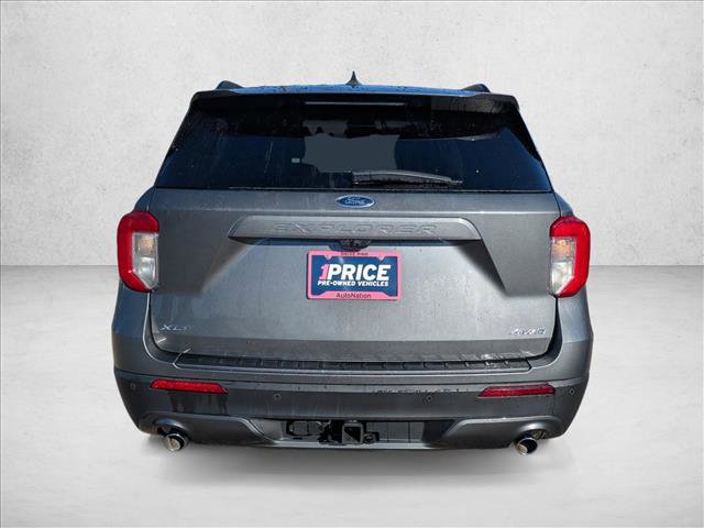 Used 2023 Ford Explorer XLT w/ Equipment Group 202A AWD/4WD image 7