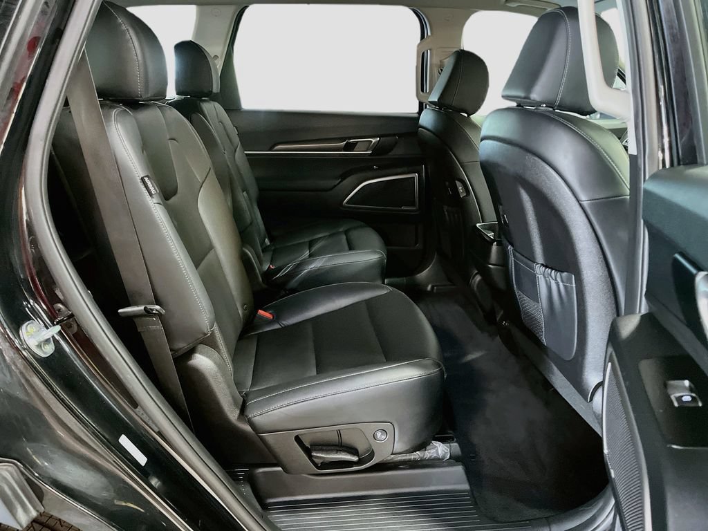 Used 2025 Kia Telluride S AWD/4WD image 30
