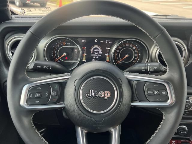 Used 2023 Jeep Gladiator Rubicon w/ Cold Weather Group AWD/4WD image 17