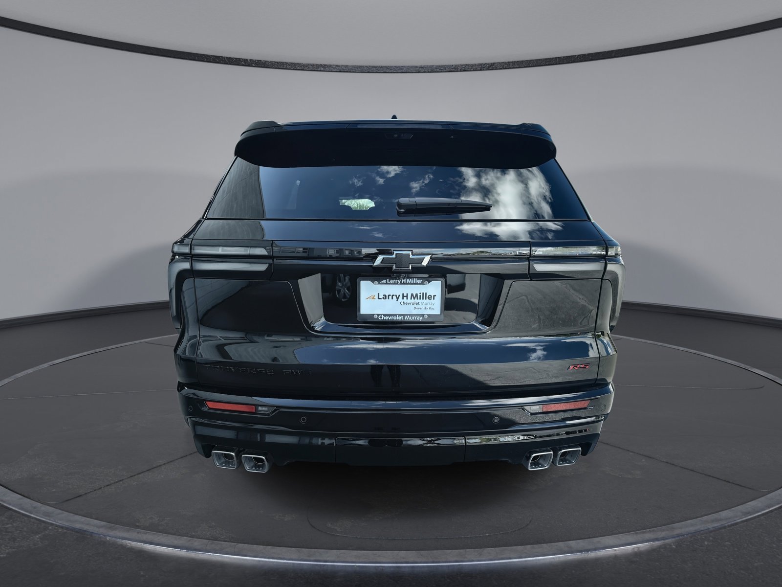 New 2026 Chevrolet Traverse RS w/ LPO, Floor Liner Package AWD/4WD image 13