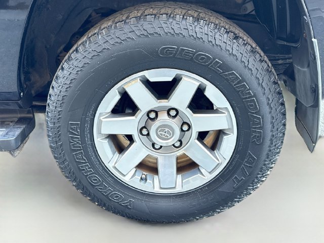 Used 2016 Toyota 4Runner Trail AWD/4WD image 30