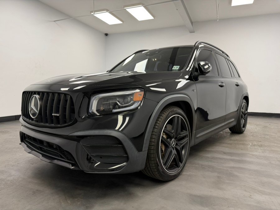 Used 2022 Mercedes-Benz GLB 35 AMG 4MATIC image 4