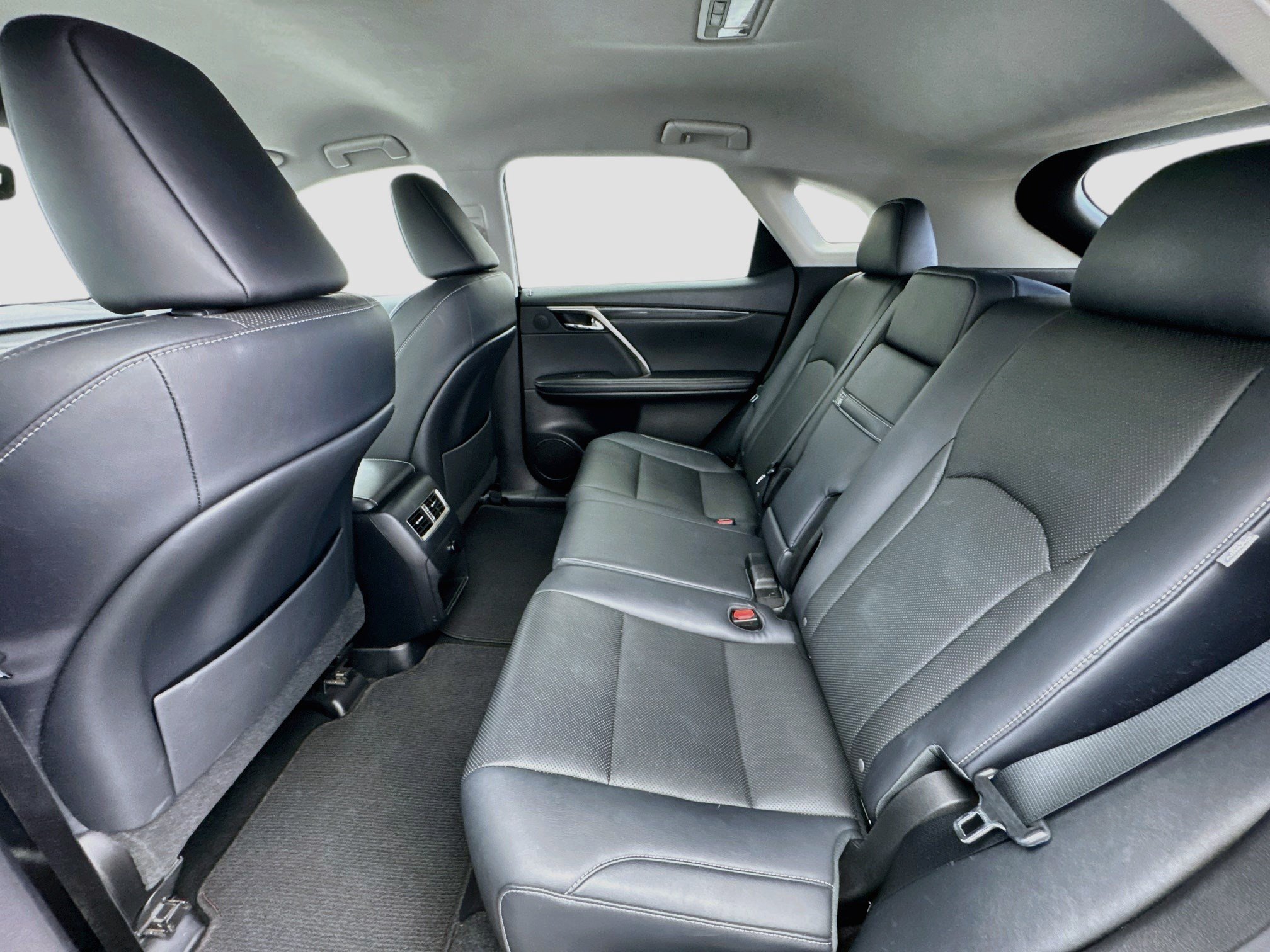 Used 2019 Lexus RX 350 AWD w/ Accessory Package image 15