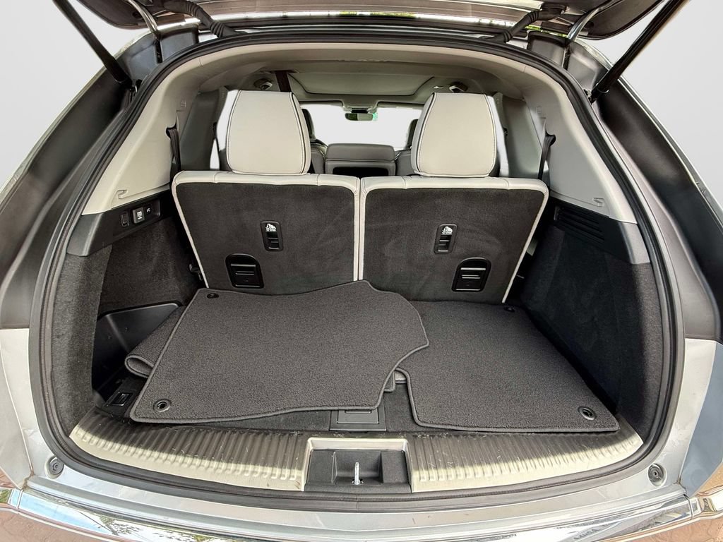 Certified 2023 Acura MDX w/ Advance Package AWD/4WD image 9
