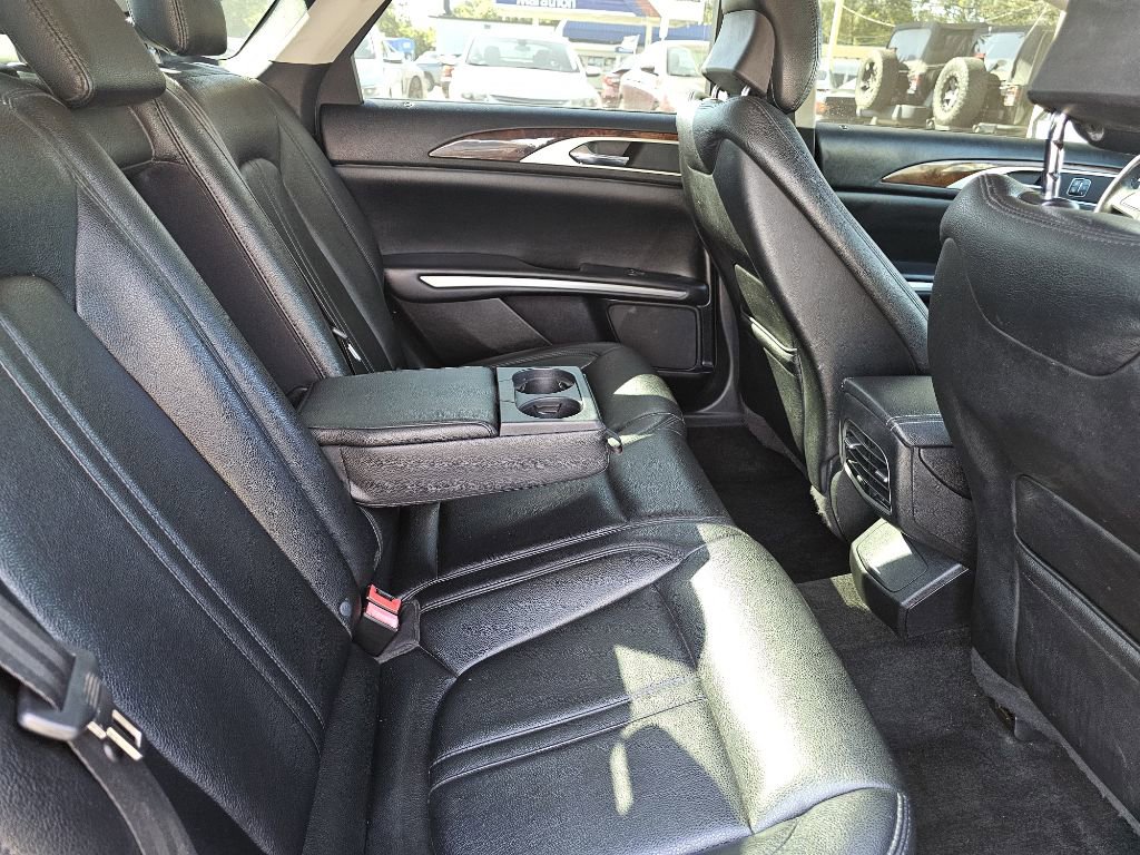 Used 2015 Lincoln MKZ AWD image 35