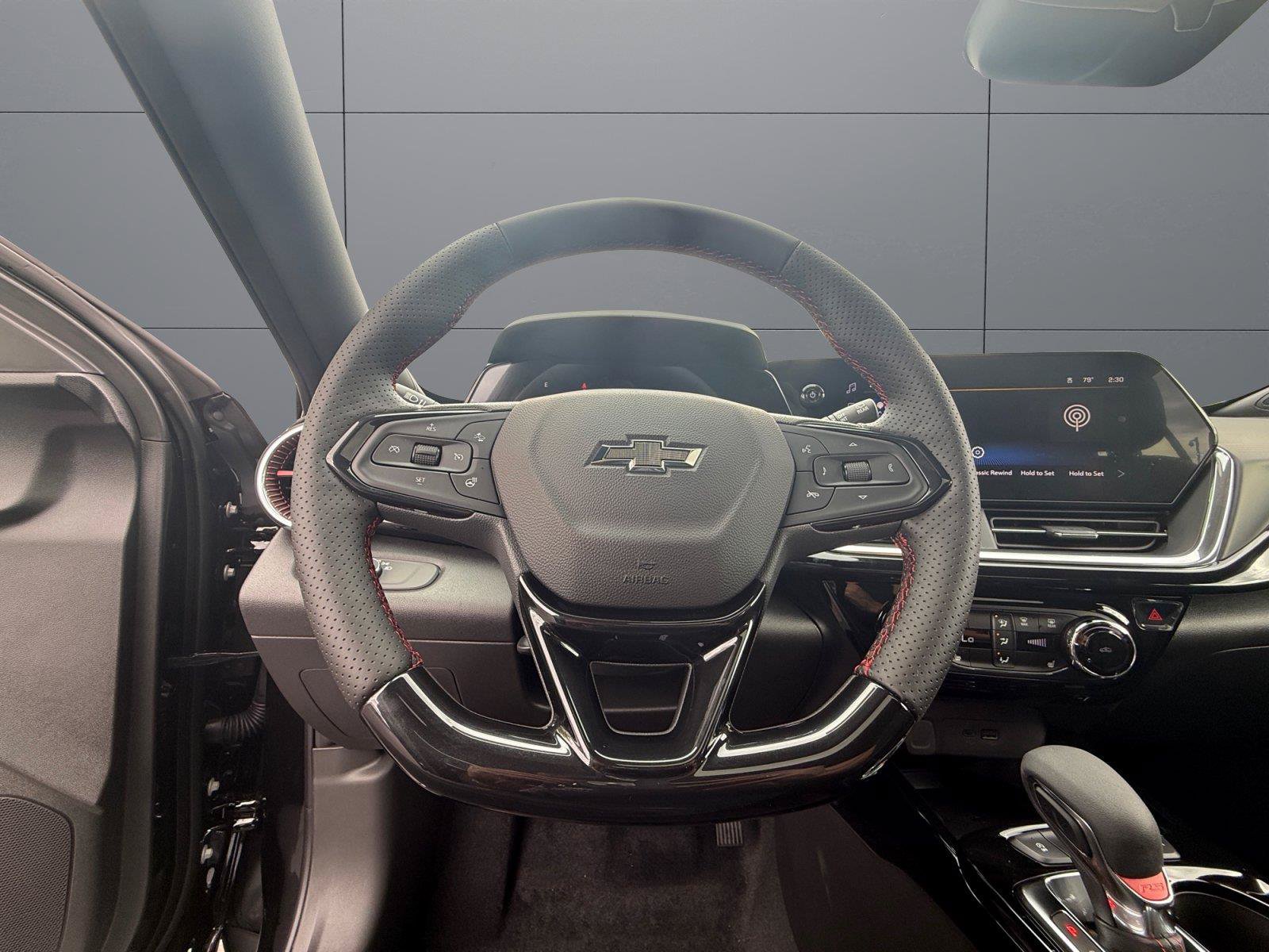 New 2026 Chevrolet Trax RS w/ Sunroof Package FWD image 11