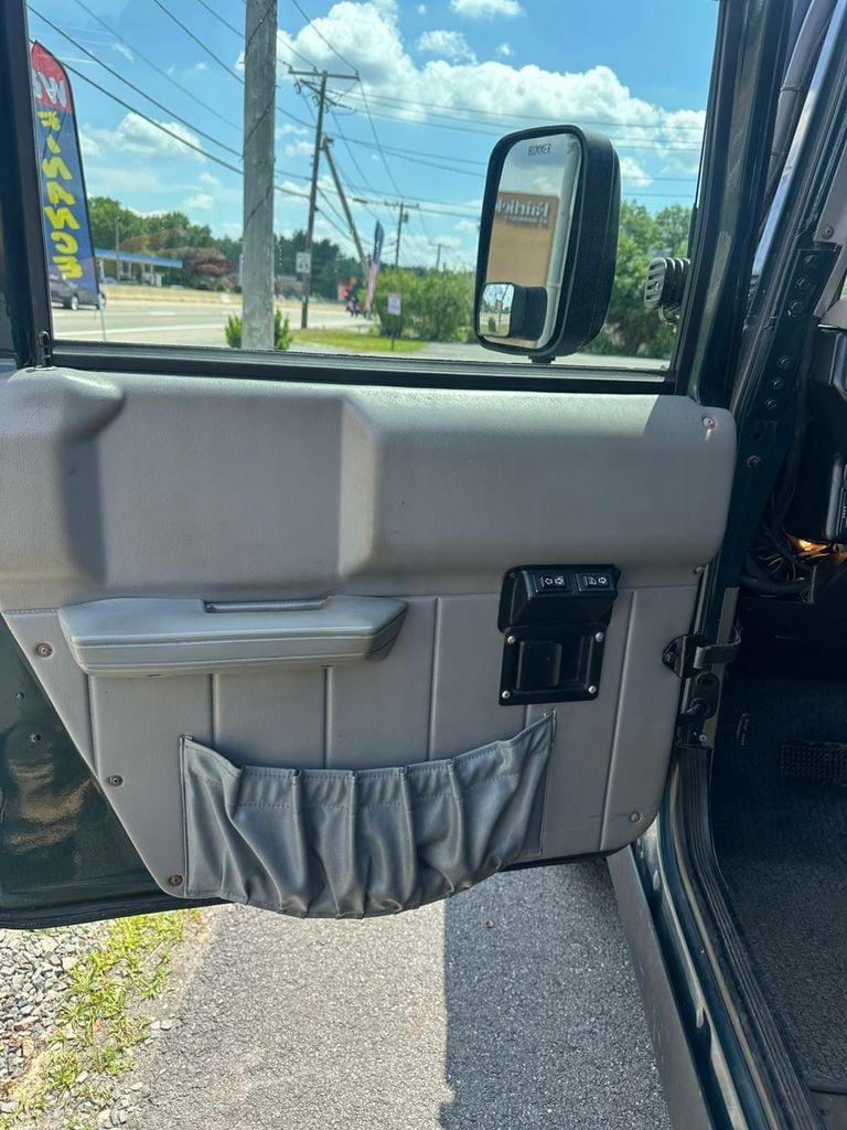 Used 1995 HUMMER H1 4-Door Wagon AWD/4WD image 16