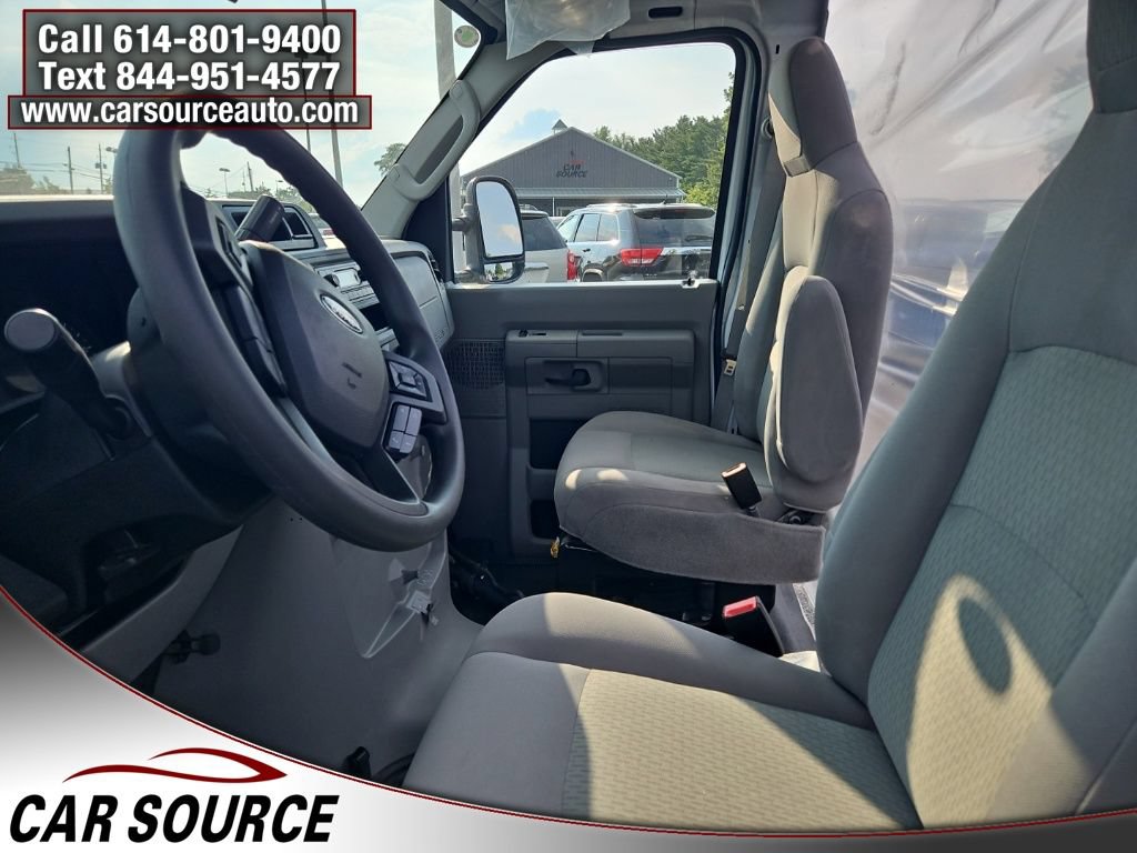 Used 2024 Ford E-450 and Econoline 450 Super Duty w/ Ambulance Prep Package RWD image 5