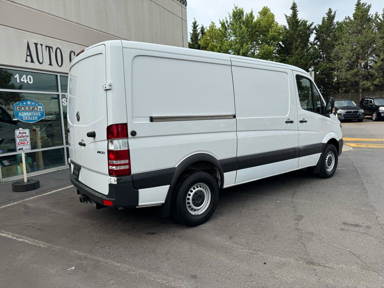 Used 2017 Mercedes-Benz Sprinter 2500 image 14