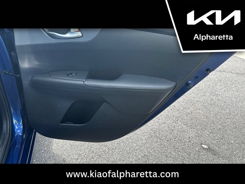 Used 2021 Kia Forte LXS FWD image 15