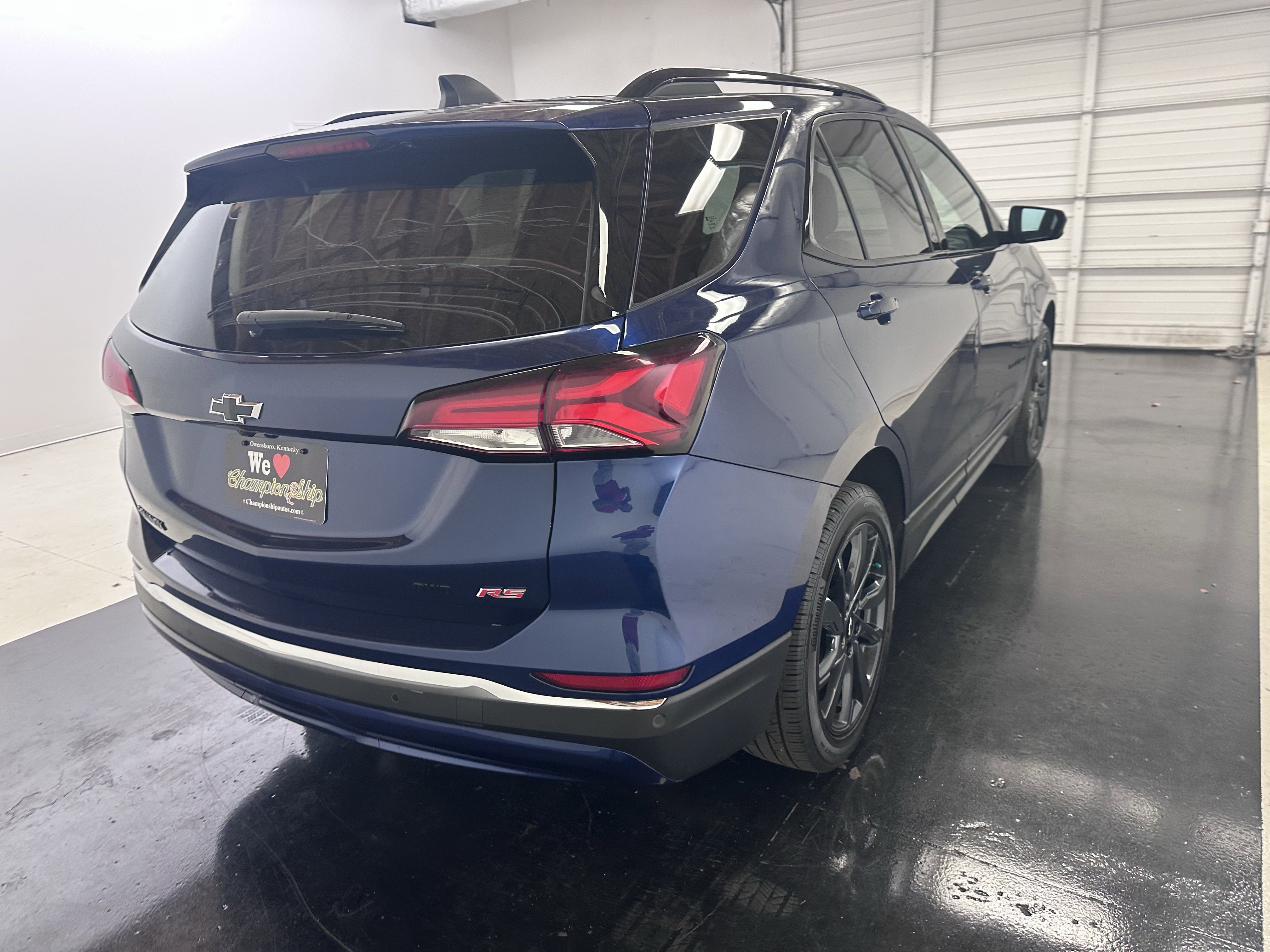 Used 2023 Chevrolet Equinox RS image 15