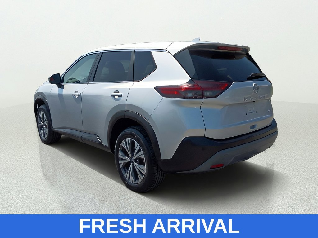 Used 2022 Nissan Rogue SV FWD image 5