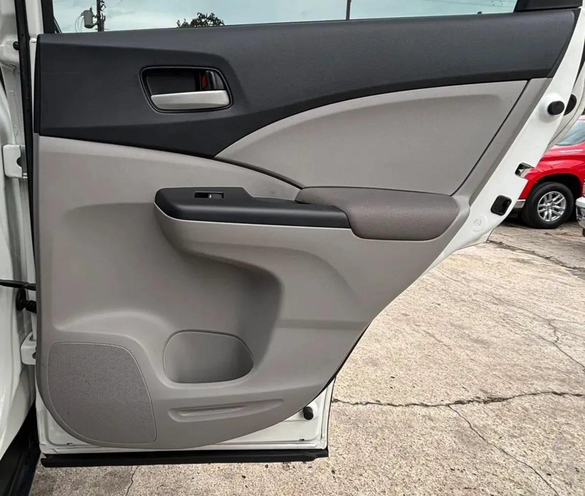Used 2014 Honda CR-V LX image 20