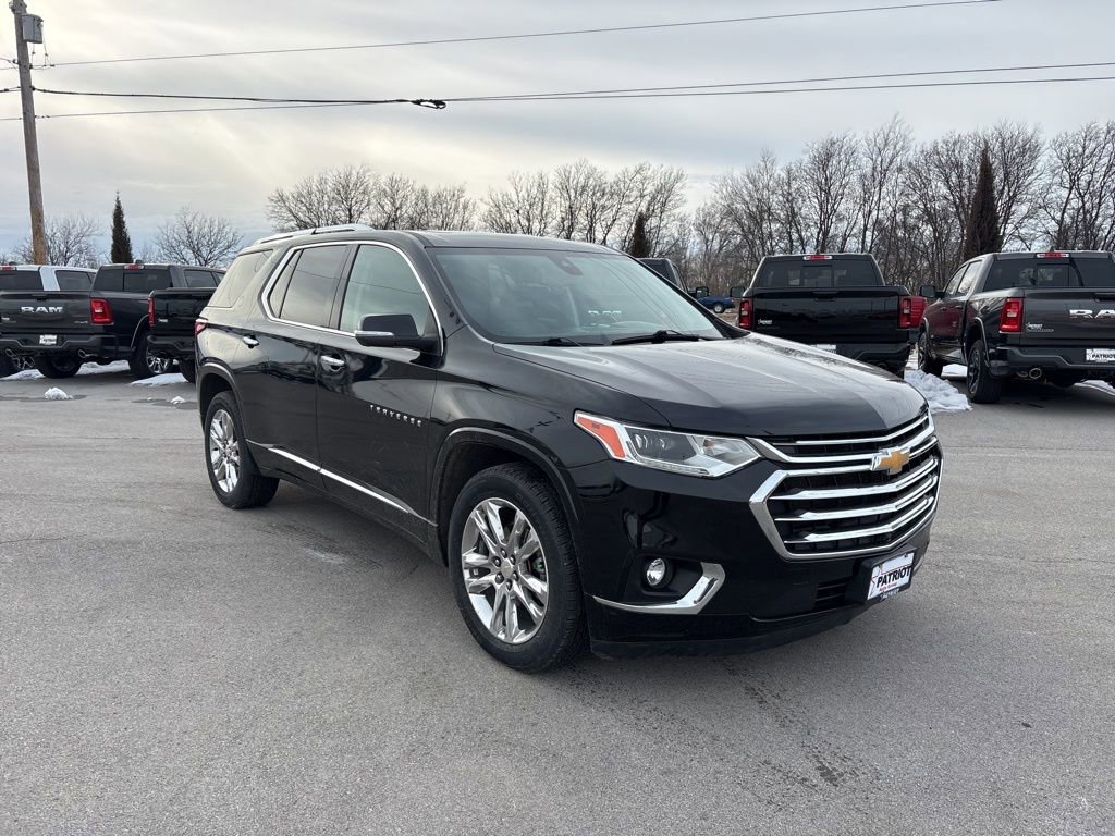 Used 2021 Chevrolet Traverse High Country image 1