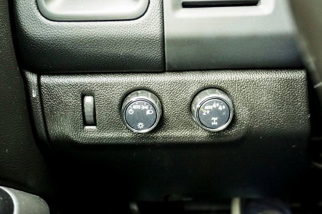 Used 2022 Chevrolet Colorado LT w/ Fleet Safety Package image 22