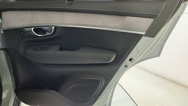 New 2026 Volvo XC90 T8 Ultra w/ Protection Package AWD/4WD image 37