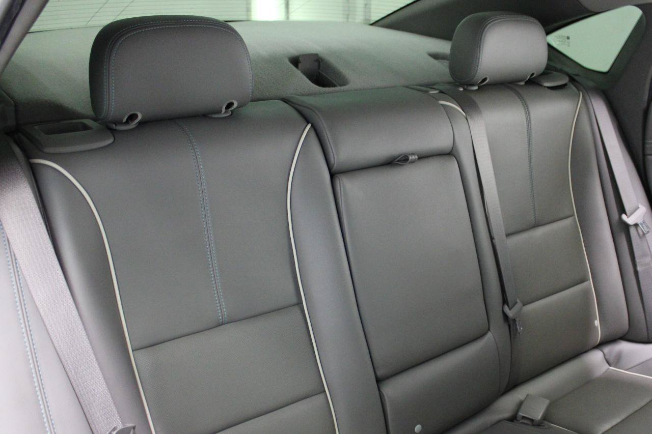 Used 2014 Chevrolet Impala LTZ FWD image 36