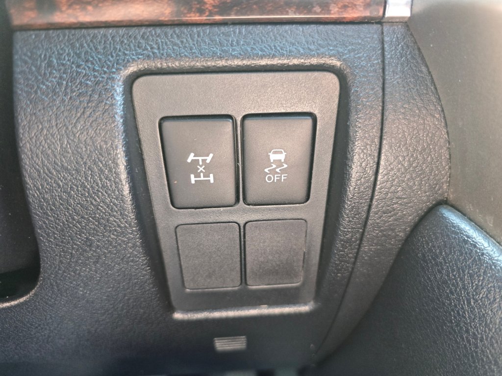 Used 2009 Toyota Land Cruiser AWD/4WD image 10