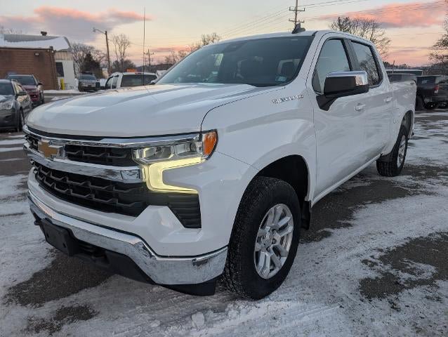 Used 2023 Chevrolet Silverado 1500 LT AWD/4WD image 1