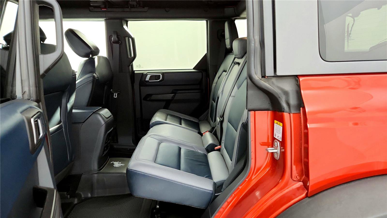 Used 2024 Ford Bronco Outer Banks w/ Sasquatch Package image 21