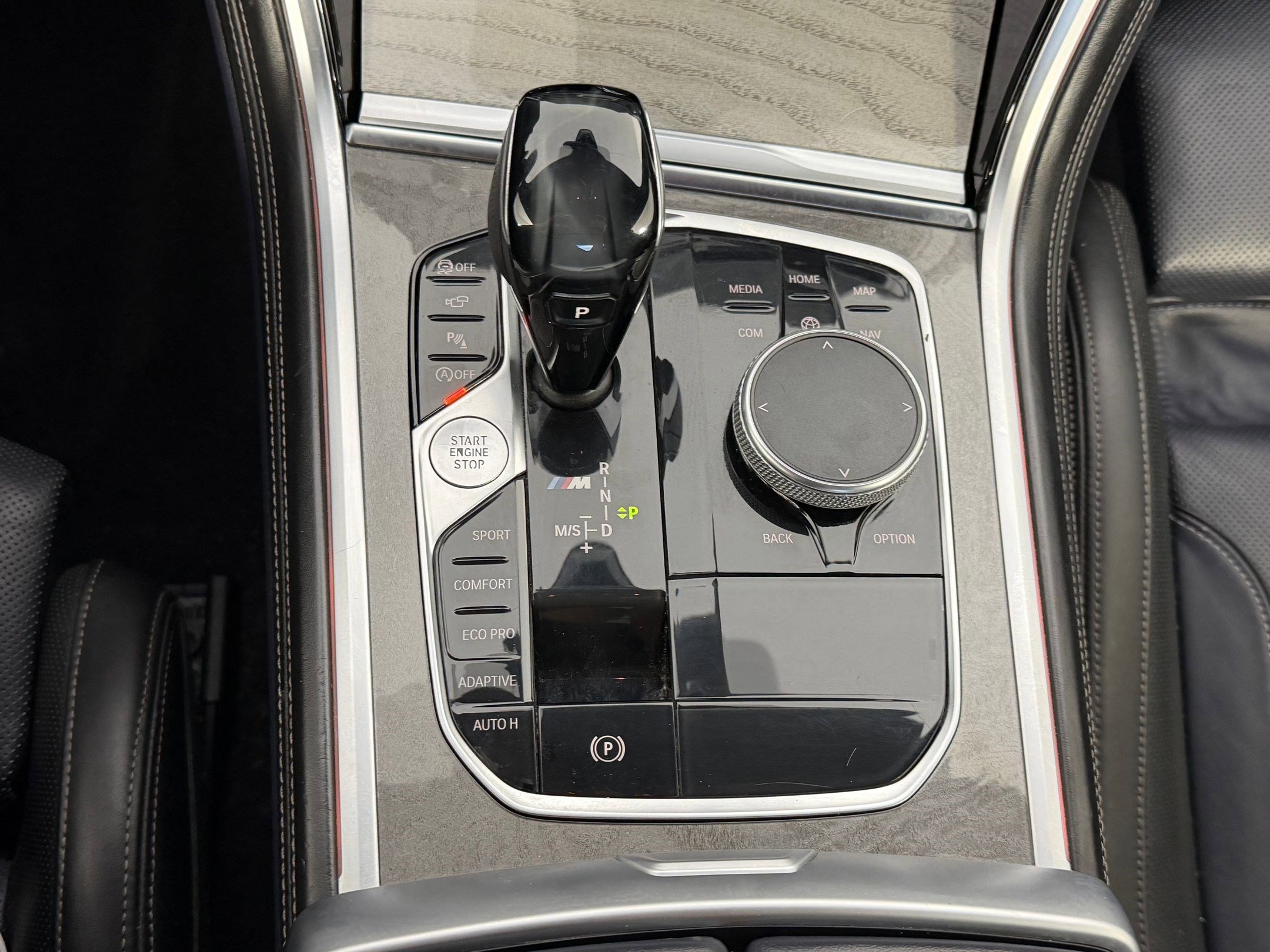 Used 2019 BMW M850i xDrive Coupe w/ Comfort Seating Package image 16