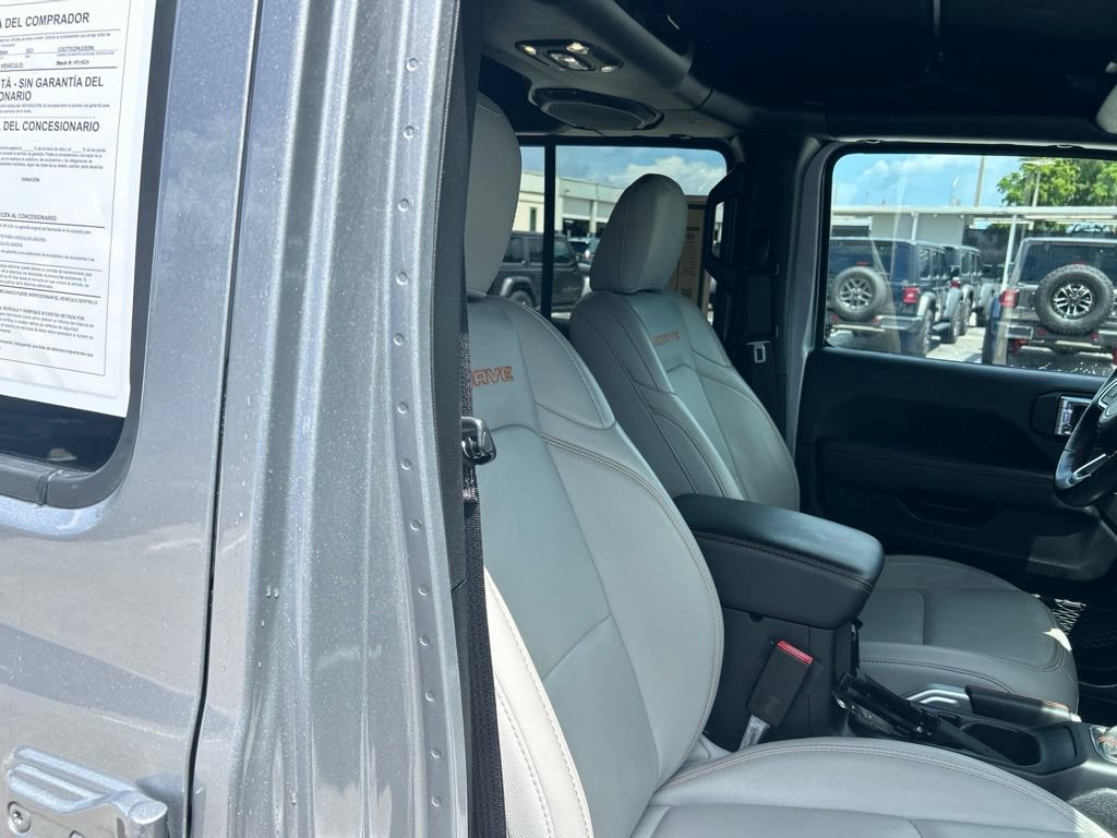 Used 2021 Jeep Gladiator Mojave w/ Dual Top Group AWD/4WD image 22