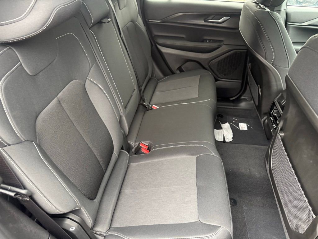 New 2025 Jeep Grand Cherokee Laredo w/ Luxury Tech Group I image 50