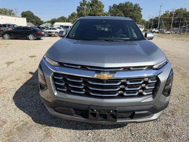 New 2027 Chevrolet Equinox LT w/ Safety and Technology Package FWD image 8