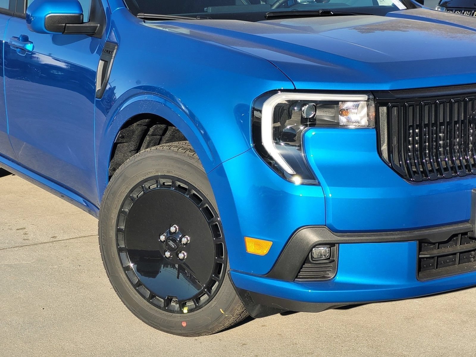 New 2026 Ford Maverick Lobo AWD/4WD image 4