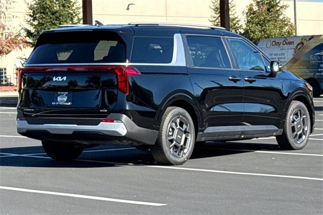 New 2026 Kia Carnival EX image 5