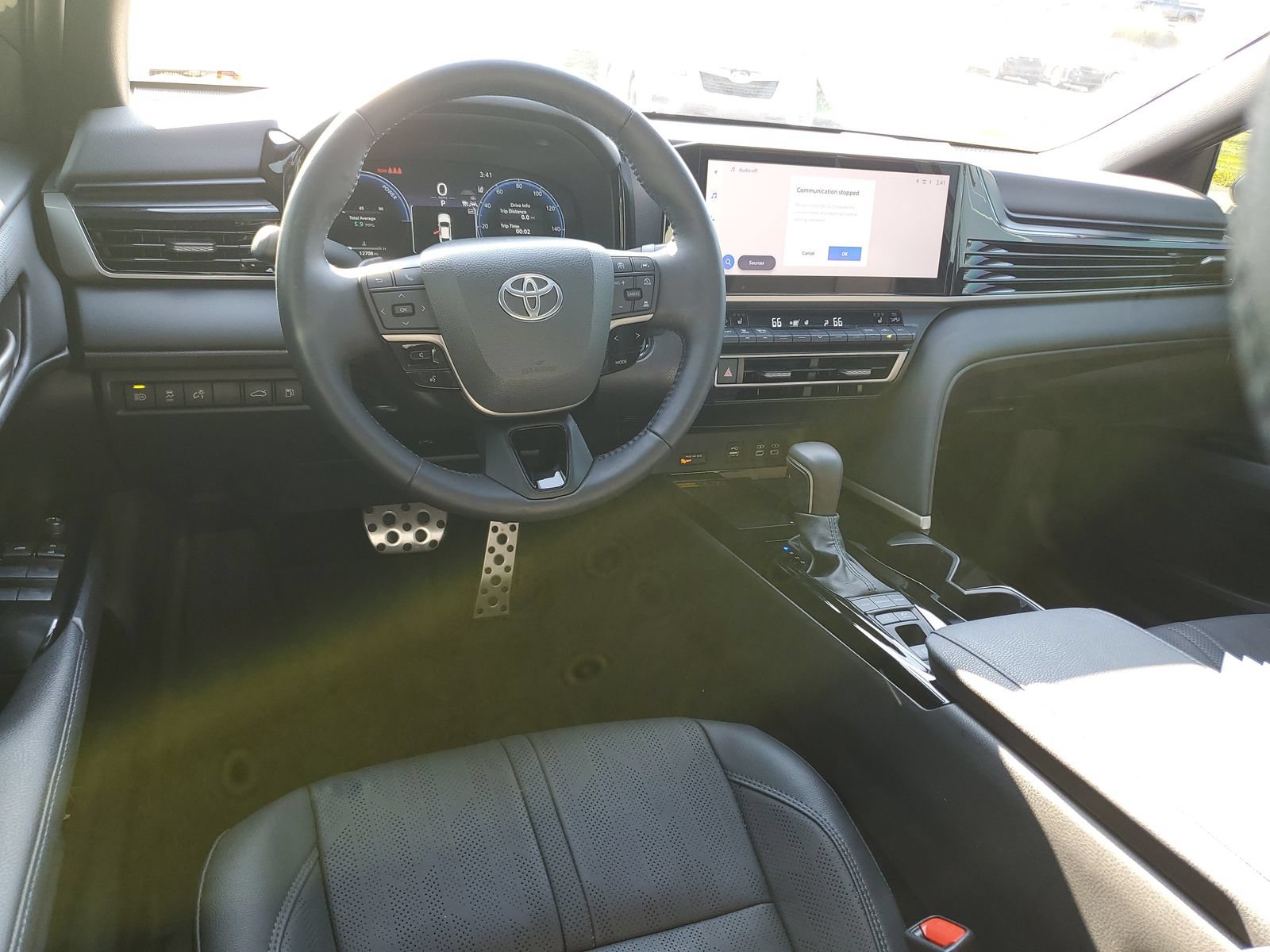 Used 2025 Toyota Camry XSE FWD image 10