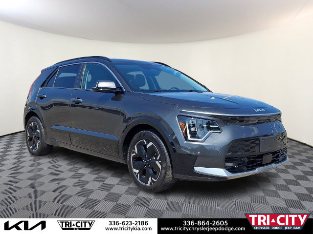 Used 2023 Kia Niro Wave w/ Wave Preserve Package FWD image 1
