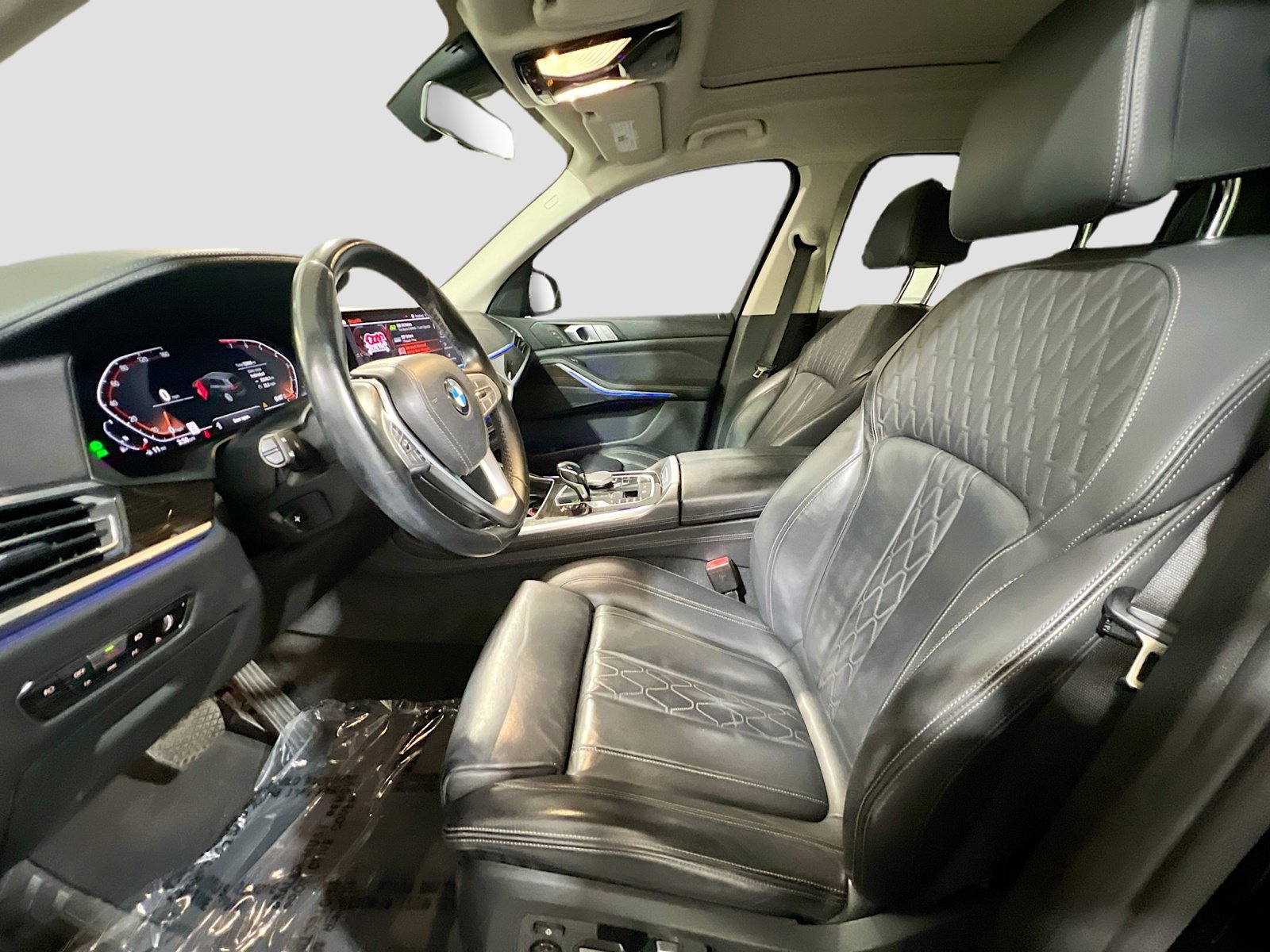 Used 2019 BMW X7 xDrive40i w/ Parking Assistance Package image 15