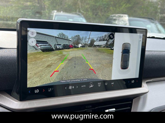 New 2025 Ford Explorer Active w/ Active Comfort Package image 23