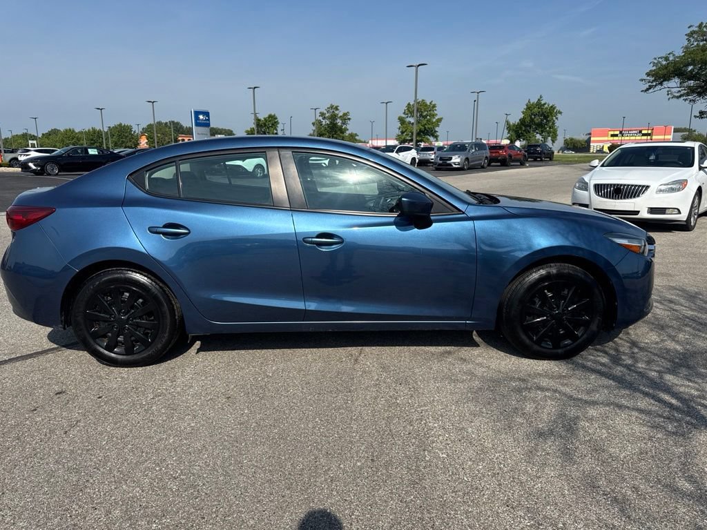 Used 2018 MAZDA MAZDA3 Sport FWD image 5