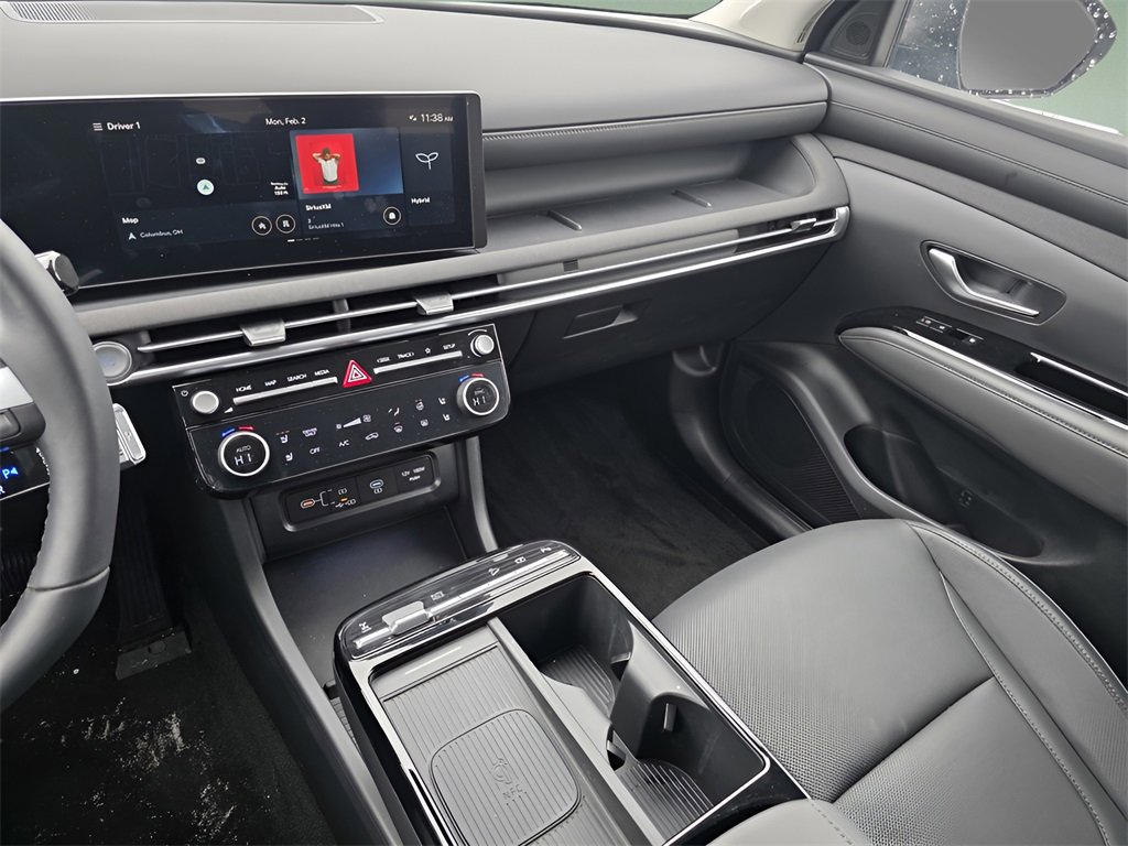 Certified 2025 Hyundai Tucson Limited image 31