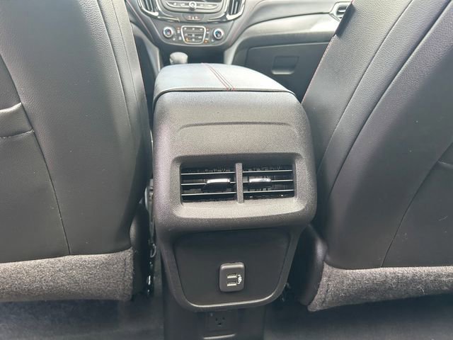 Used 2022 Chevrolet Equinox RS w/ RS Leather Package FWD image 16