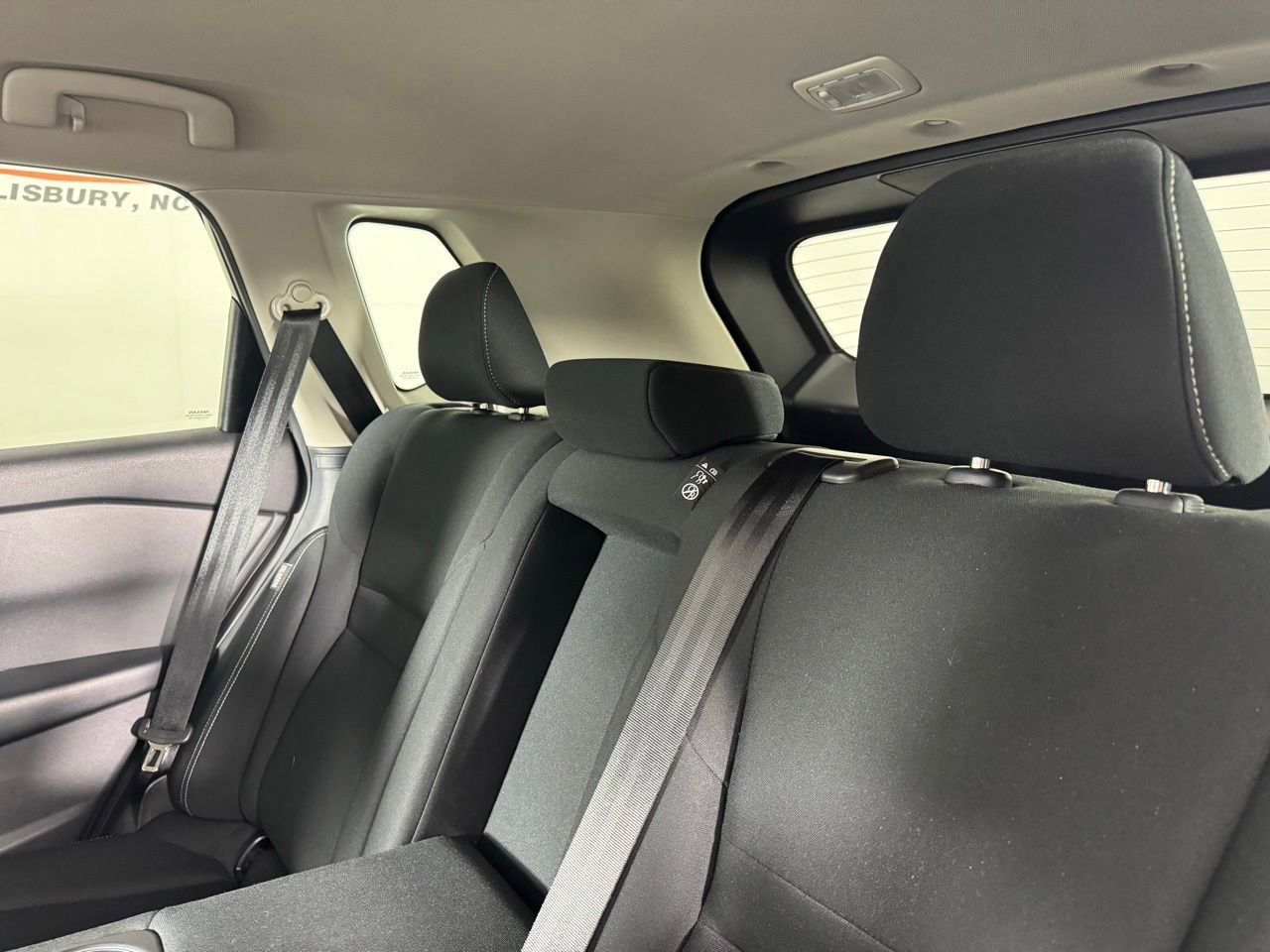 Used 2024 Nissan Rogue S image 28