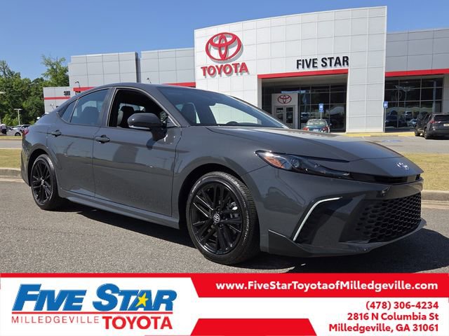 Used 2026 Toyota Camry SE w/ Convenience Package FWD image 1