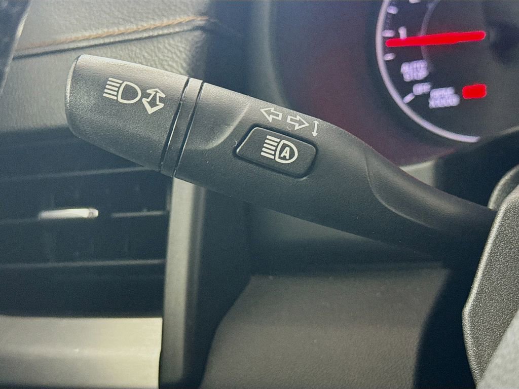 Used 2020 GMC Terrain SLT w/ Preferred Package FWD image 13