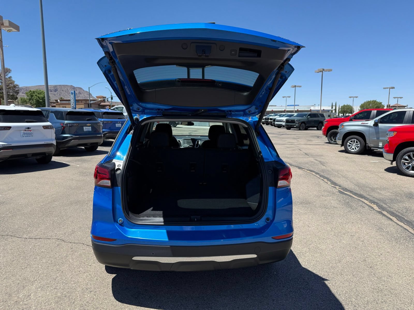 Certified 2024 Chevrolet Equinox LT AWD/4WD image 36