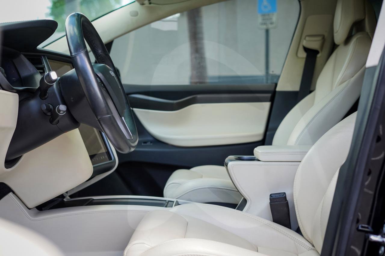 Used 2018 Tesla Model X 100D AWD/4WD image 7