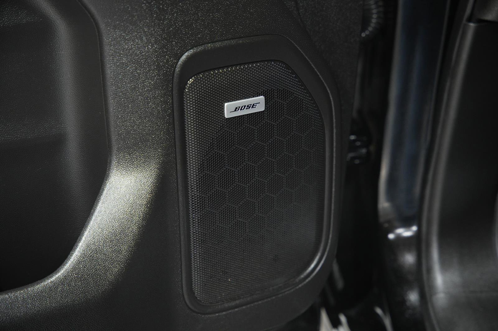 Used 2023 GMC Sierra 2500 Denali w/ Denali Black Diamond Edition image 27