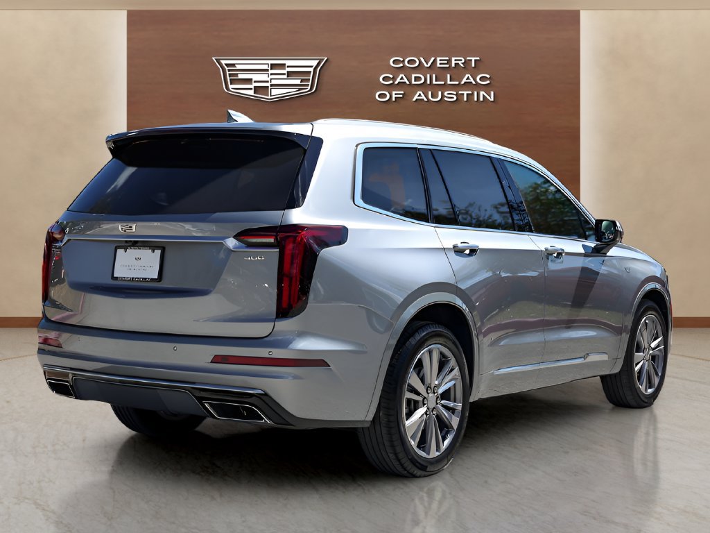 Certified 2025 Cadillac XT6 Premium Luxury FWD image 4
