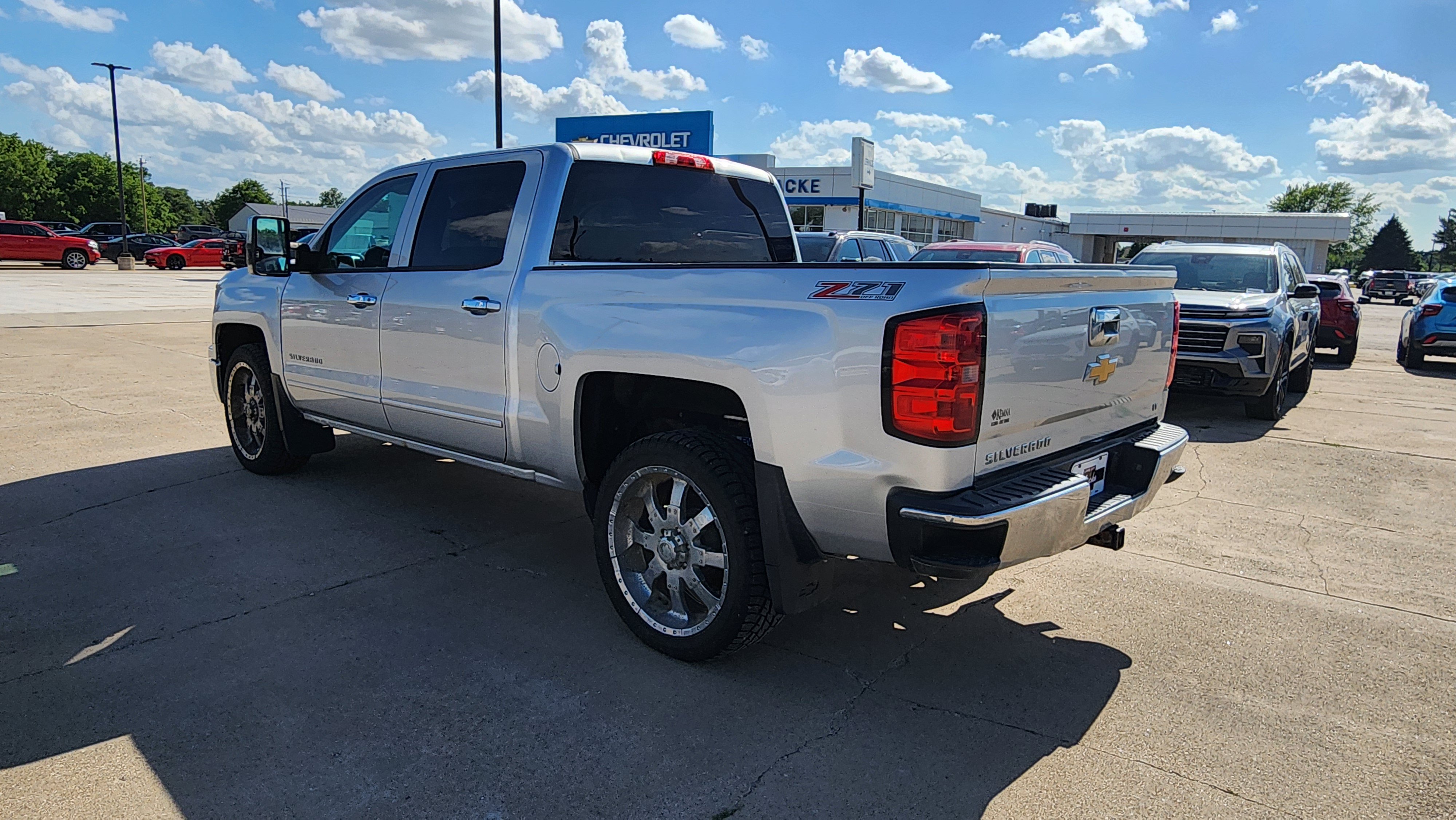 Used 2015 Chevrolet Silverado 1500 LT w/ All Star Edition AWD/4WD image 7