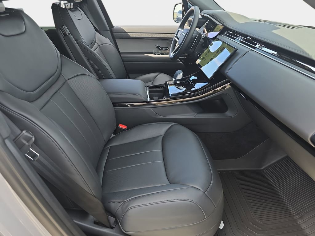 New 2026 Land Rover Range Rover Sport SE AWD/4WD image 10