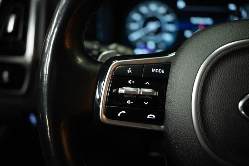Used 2021 Kia Sorento SX image 28