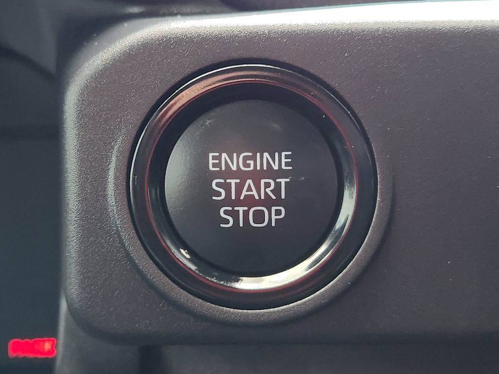 Used 2025 Toyota Tacoma SR RWD image 21